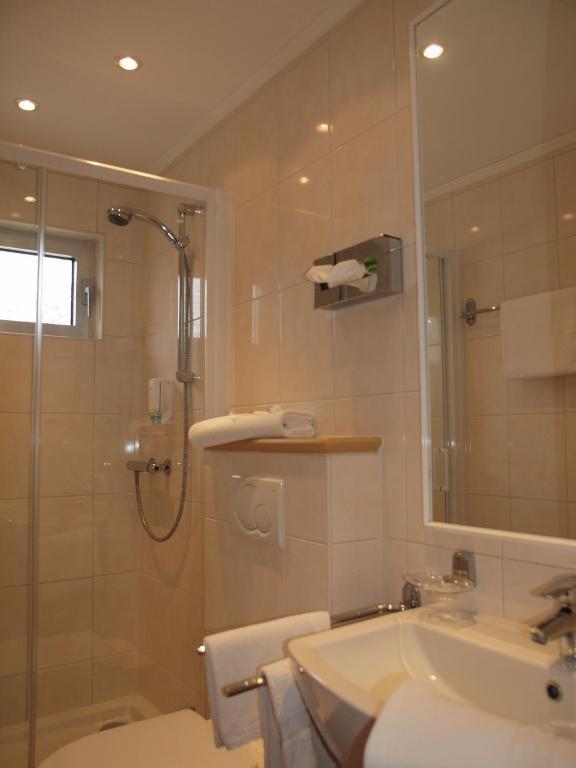 Hotel Garni Rheinpracht Kamp-Bornhofen Quarto foto